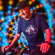 DJ Dan - Live At Alumni - 6-30-06 (Jim Hopkins Remaster)
