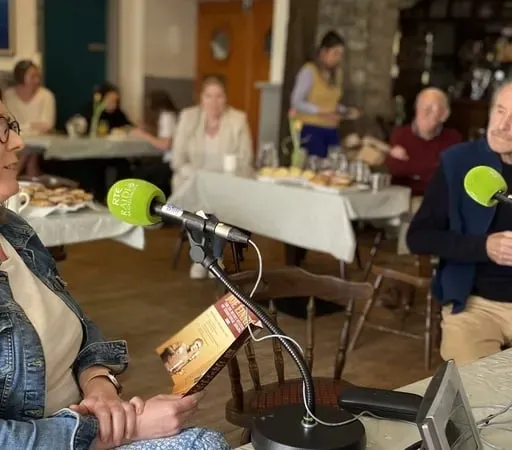 Bríd Ní Mhaoilchiaráin, ó Choiste Fhéile Joe Éinniú.