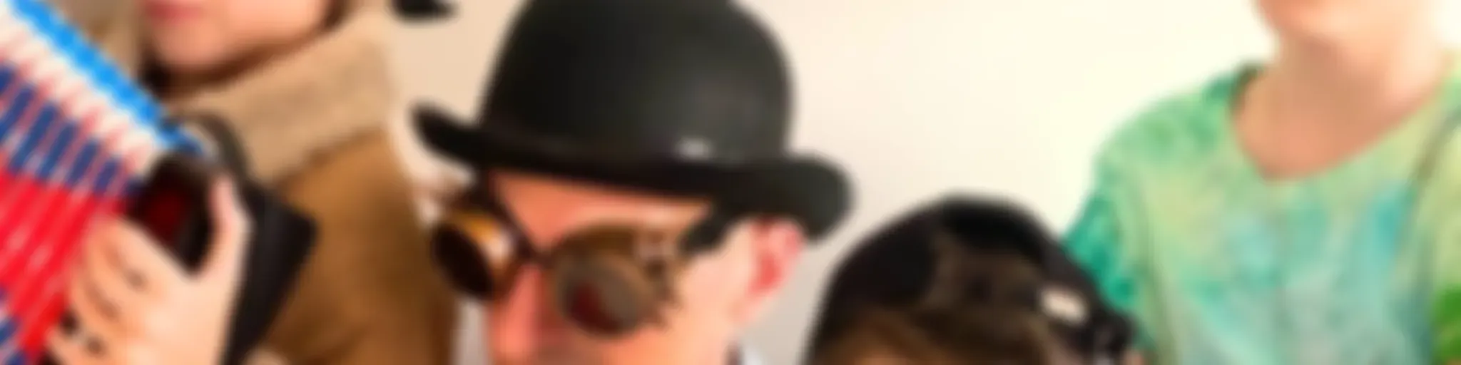 ד״ר שקית בית שחי: עמוד המעריצים