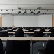 Ιδιωτικά πανεπιστήμια με άδεια, αλλά με θολό μέλλον