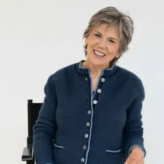 Season 3: Ep19 Dr. Paula Petry shares her insights on her profound project for children Divine Design: What 2026 will bring to all of our lives