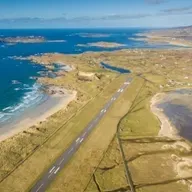 Éilis Ní Dhochartaigh, Stiúrthóir Bainistíochta Aerfort Dhún na nGall.