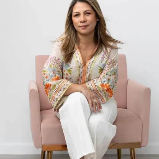 🎙️Love, Resilience & Gratitude with Michelle Ferguson on Embracing Life Through Loss | Real English Conversations Podcast for Global Professionals