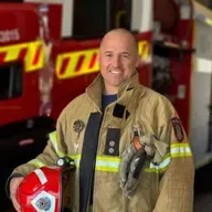 Mat McLaughlin (How MDMA Assisted Therapy Saved an Australian Firefighter's Life) - Episode 1152