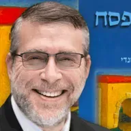 Rabbi Tebele Bondi Haggadah with Rabbi Daniel Korobkin