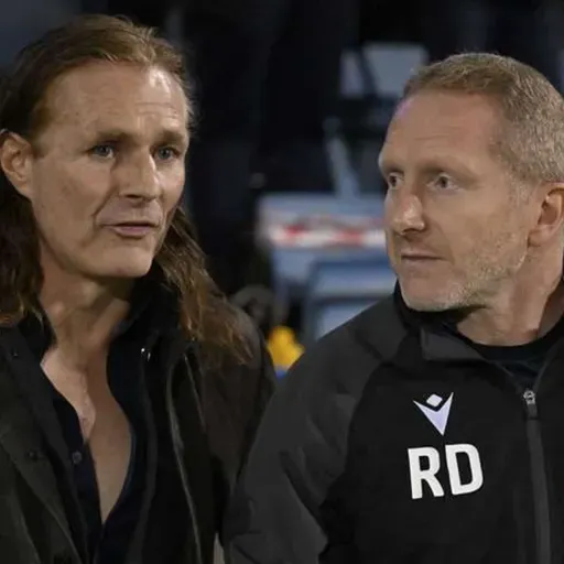 1135: LISTEN: Gillingham manager Gareth Ainsworth reflects on their 2-2 draw against Crawley Town - 16/11/2025