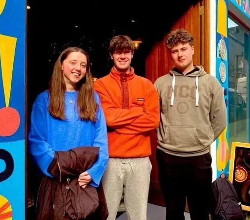 Páidí Mac Gearailt, Cian Breathnach agus Catherine Finn