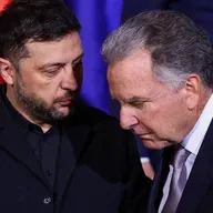 Jaunais Ukrainas miera plāns. Prezidenta vēlēšanas Čīlē. Apšaude ebreju svētkos Austrālijā