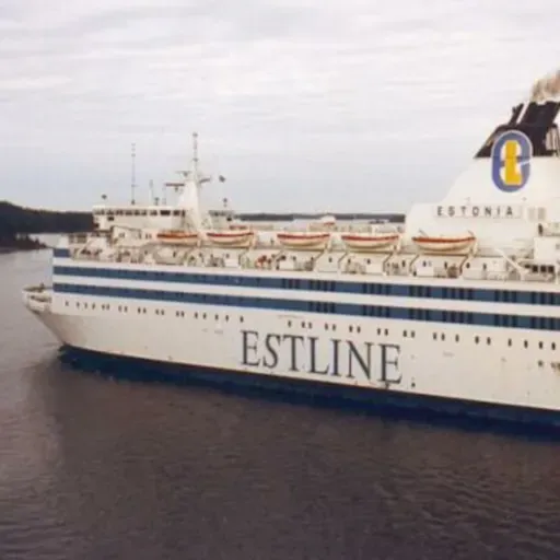 Estonia katastroof: kummaline vandenõu, hoiatavad unenäod ja napilt pääsenud tantsija