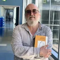“El palabrista creapalabras” de David Serrano-Dolader o cómo hacer de la morfología un divertimento.