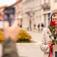 Ally Nic Cearáin, Macléinn ar thaithí oibre.