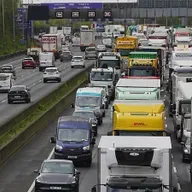 Tús Áite: Polaitíocht an Lae