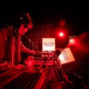 SQUARE Radio