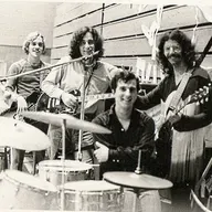 Episode 23: 60's - 70's Garage Rock from CA (12.4.21) (Episode 311) (XMAS SHOW)