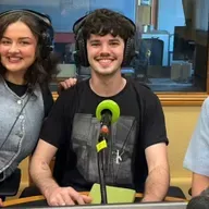 Séadhna Ó Domhnaill, Rhiann Fleming agus Sinéad Ní Chuinn, paineál na seachtaine.