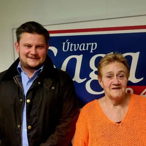 kerfisbindni - Arnar Freyr Reynisson & Arndís Hauksdóttir