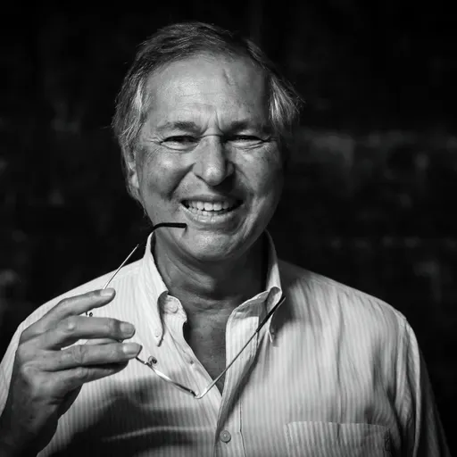 Mário Cordeiro (parte 1): “Quando se fala destas novas gerações como ‘das mais bem preparadas’, digo que são também das mais mimadas e narcisistas”