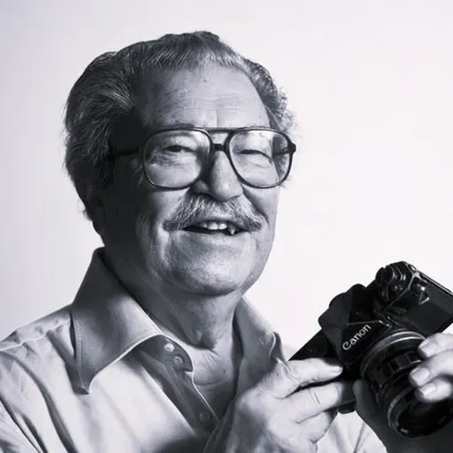 Eduardo Gageiro (1935-2025): “Gostaria de ser recordado como um rapaz de Sacavém que procurou sempre denunciar as injustiças sociais e que vai morrer vertical e com honra. Nunca fui mau para ninguém”