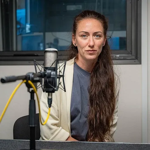 Annas Fišeres darbs "Noesis" piedāvā jaunu pieredzi par sintezatoriem