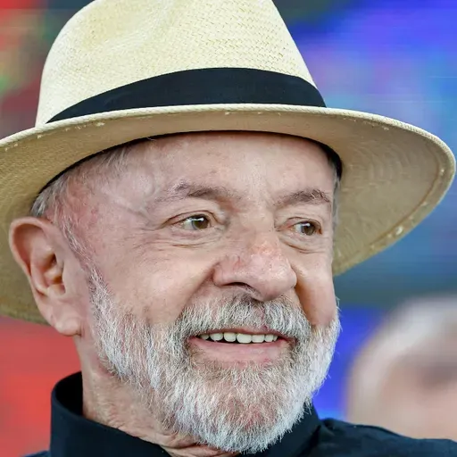 'Hoje é o dia sagrado da soberania', diz Lula em reação ao tarifaço dos EUA