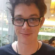 E55 - Euan Acket - Inside the 5 Bridges River Swim with Euan Ackert.