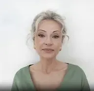 Sandra Navidi: "Trump riskiert den Petrodollar"