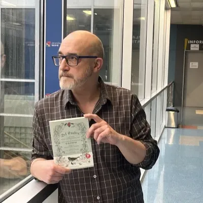 La belleza en los libros de Victor Gomollón y los haikus de Borja Alava