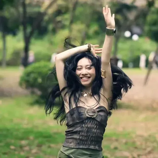 Vol.152 海诗:摘下“面具”后,一个INTJ决定退回ENFP,用舞动疗愈自我