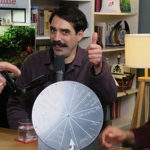 Gospodar prstenova, božićni filmovi, uzgoj puževa, „Točak istorije" Nikola Škorić, Mladen Urdarević