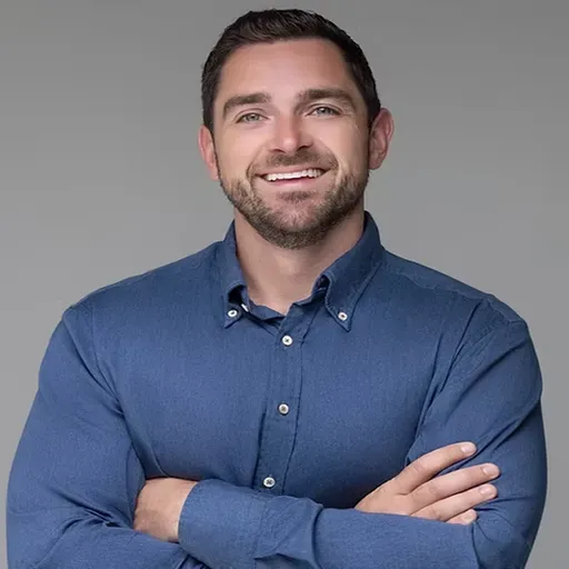 🎙️New Episode From the Field to the Mind: Coach Michael Mabry Builds Confidence, Resilience & Leadership in Athletes| Real English Conversations Podcast | Speak Clearly & Confidently at Work