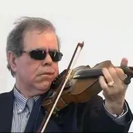 آواهای کمشنیده از دیروز تا امروز • عارف ابراهیمپور