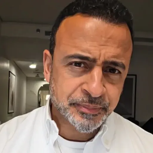 من رفيقك يوم القيامة - خاطرة الفجر - مصطفى حسني