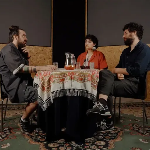 Diálogo: Ece Canlı c/ Lendl Barcelos