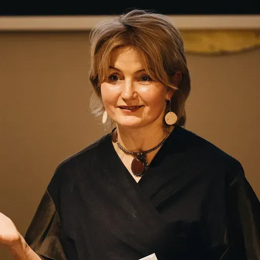 Elīna Apsīte: Rūpes par Jettiņas cimdiem ir manī no ļoti agras bērnības