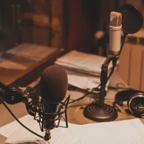 02. 2ª Temporada_Un jueves muy personal_24-25