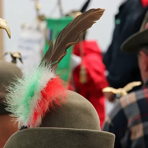 Il raduno degli alpini a Genova e l'allerta delle associazioni femminili