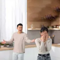 #1868 - Chồng cộc cằn, vợ héo hon