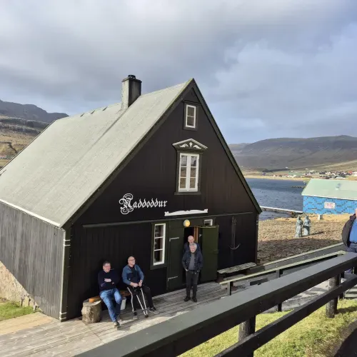 Við Tórði á túri í Naddoddaneystinum á Tvøroyri