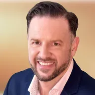🎙️How To Build Real English Speaking Confidence, & Stop Doubting Yourself in Business English & Real Life with John Kundly | Real English Conversations Podcast for Global Professionals