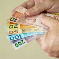 Bolsa dispara e dólar cai: o que explica o 'rali' de janeiro no Brasil