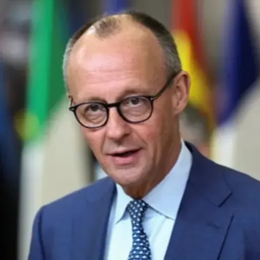 Làm thế nào để ngăn chặn bi kịch của chính trị cường quyền?