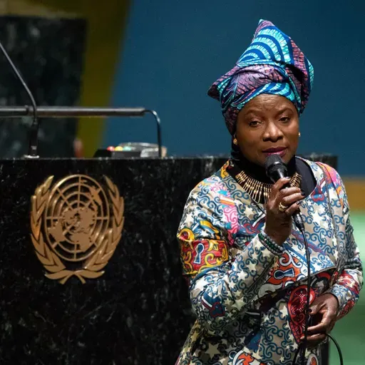 Angelique Kidjo, Mwanamuziki, asimulia safari yake ya elimu akiunga mkono wito wa UNICEF kwa viongozi wa Afrika