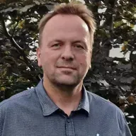 247: Ralf Isensee über die Hoffnung auf eine bessere Zeit