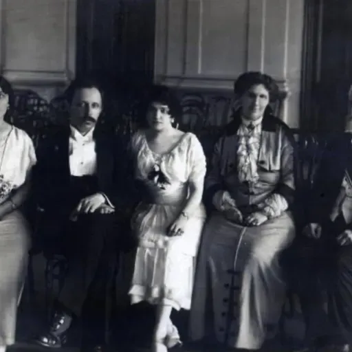 S8 Ep409: John Hardie and Bill Roggio state negotiations are deadlocked as Russia demands territory and a veto on security guarantees, while Putin ultimately seeks domination over Ukraine's geopolitical orientation and sovereignty.