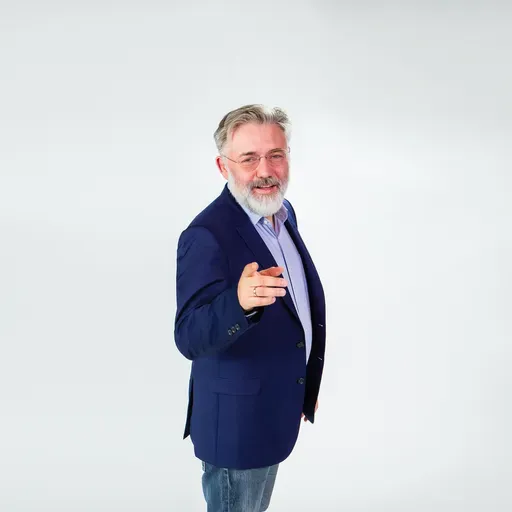 Cap la Cap: Om sărac, om bogat în România