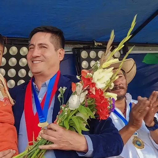 📻🙋‍♂️ Mensaje del alcalde Enrique Quispe Quispe en la inauguración de la XI Feria Agropecuaria, Agroindustrial, Gastronómica, Artesanal, Turística y Comercial Pampaconga 2023. Por el 61° aniversario