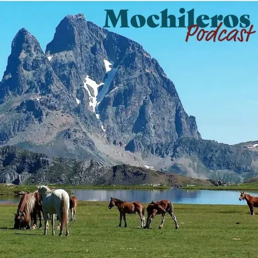 106.- Mochileros contra las cuerdas en el Midi D'Ossau (a 2.884m por el Refugio de Pombie).